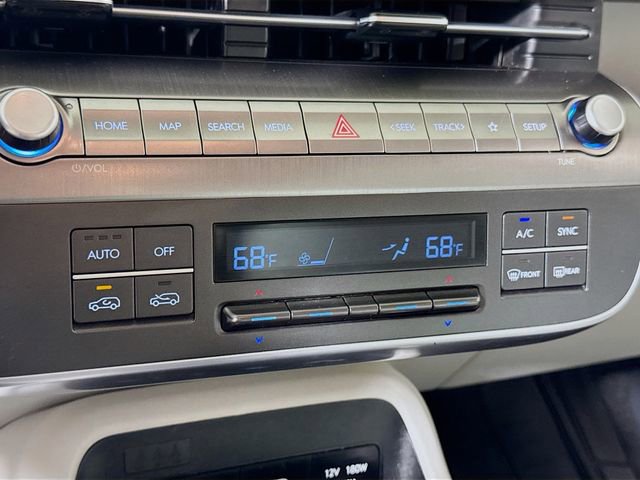 Used 2025 Hyundai Kona SEL FWD image 12