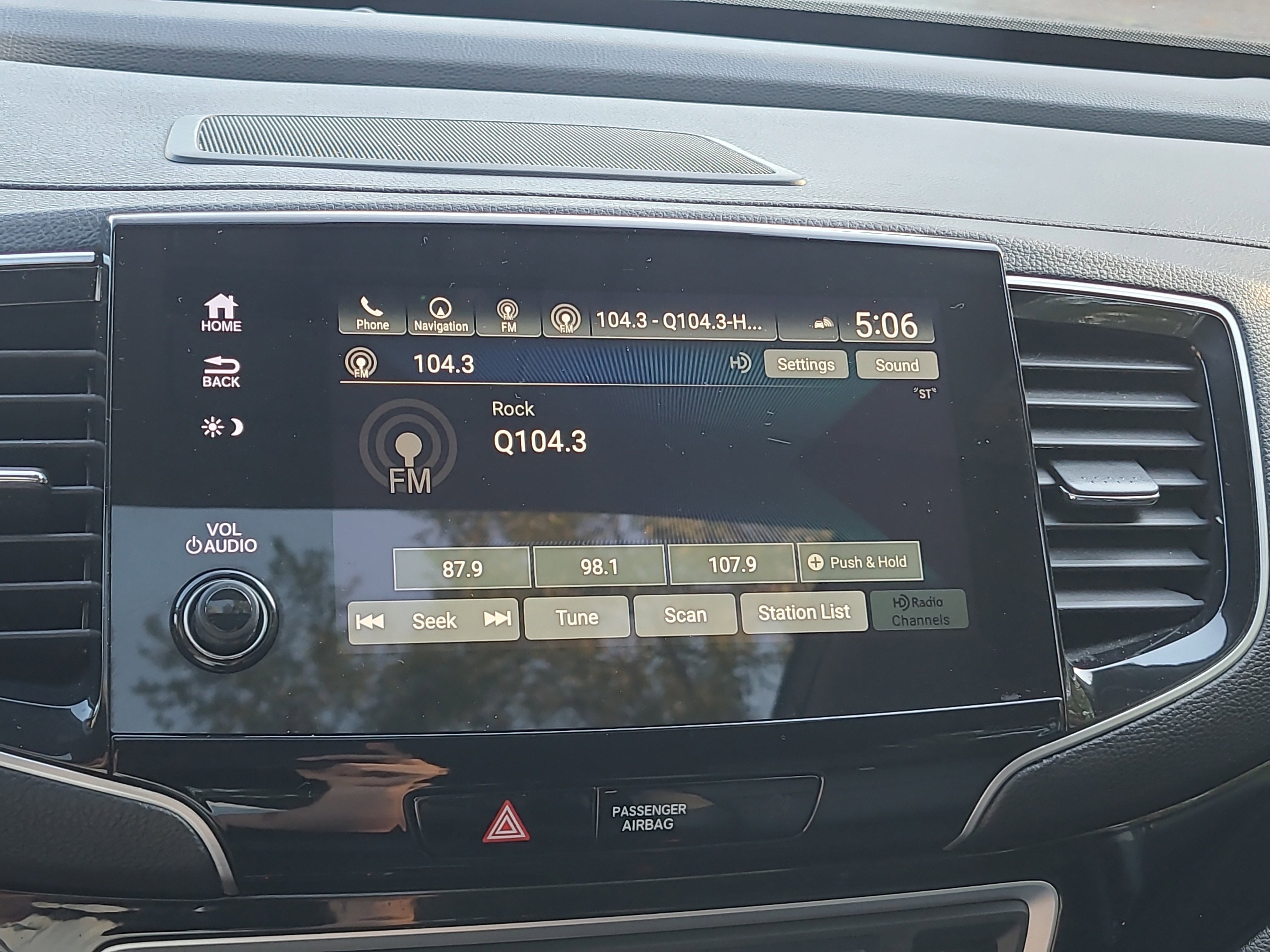 Used 2021 Honda Pilot Touring image 31