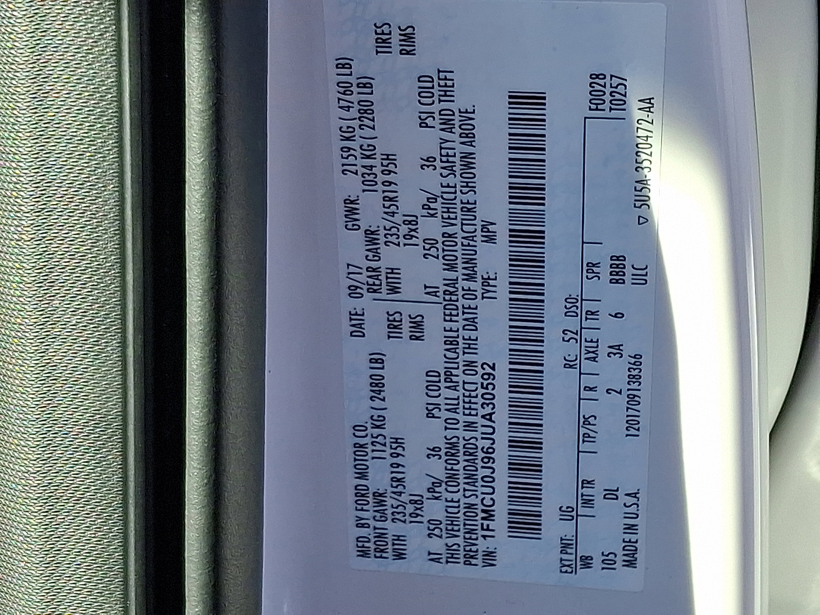 Used 2018 Ford Escape Titanium image 28