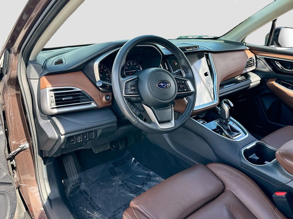 Used 2021 Subaru Outback Touring w/ Popular Package #2 image 9
