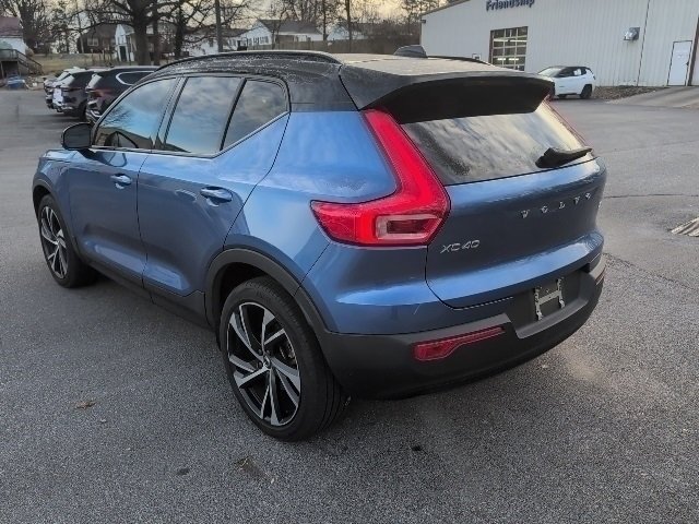 Used 2021 Volvo XC40 T5 R-Design w/ Climate Package image 6