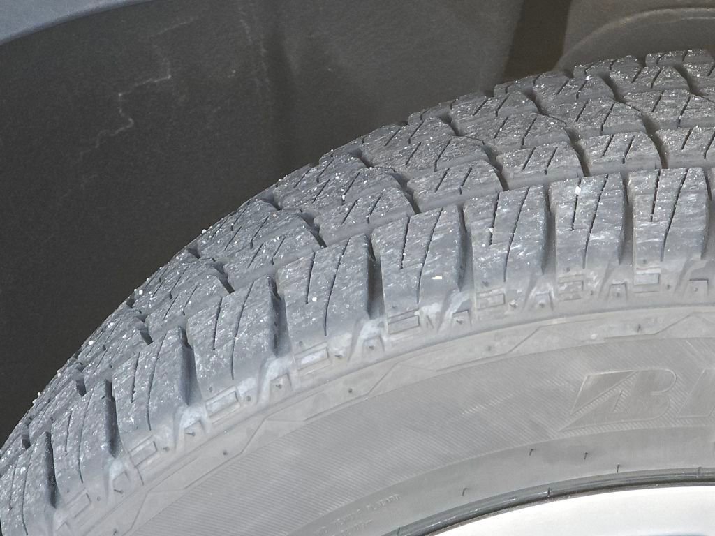 Used 2015 Chevrolet Suburban LTZ image 28