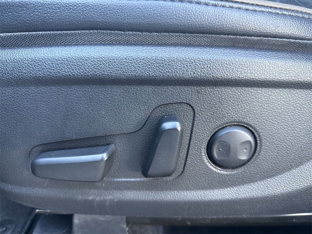 Used 2022 Hyundai Santa Fe SEL w/ Convenience + Premium Package image 10