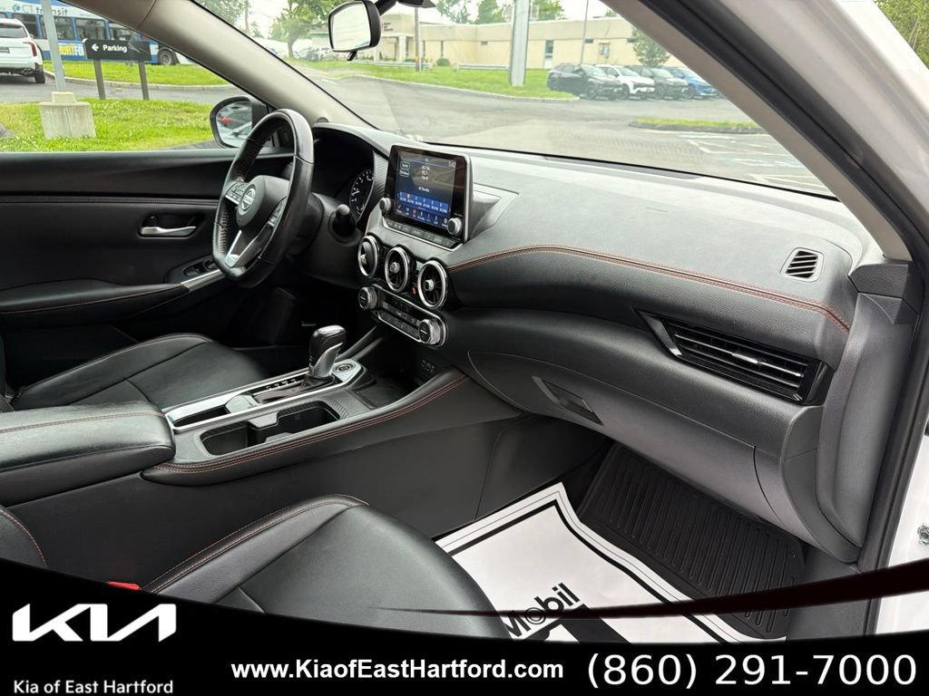Used 2023 Nissan Sentra SR w/ SR Premium Package FWD image 12