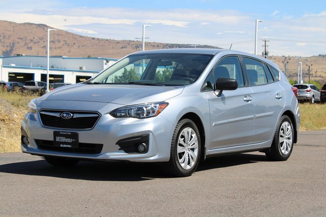 Used 2017 Subaru Impreza 2.0i image 8