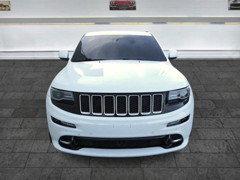 Used 2014 Jeep Grand Cherokee SRT image 2