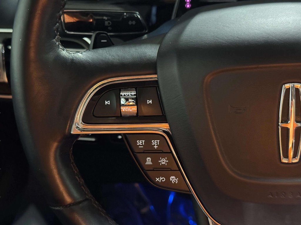 Certified 2023 Lincoln Navigator Reserve AWD/4WD image 12
