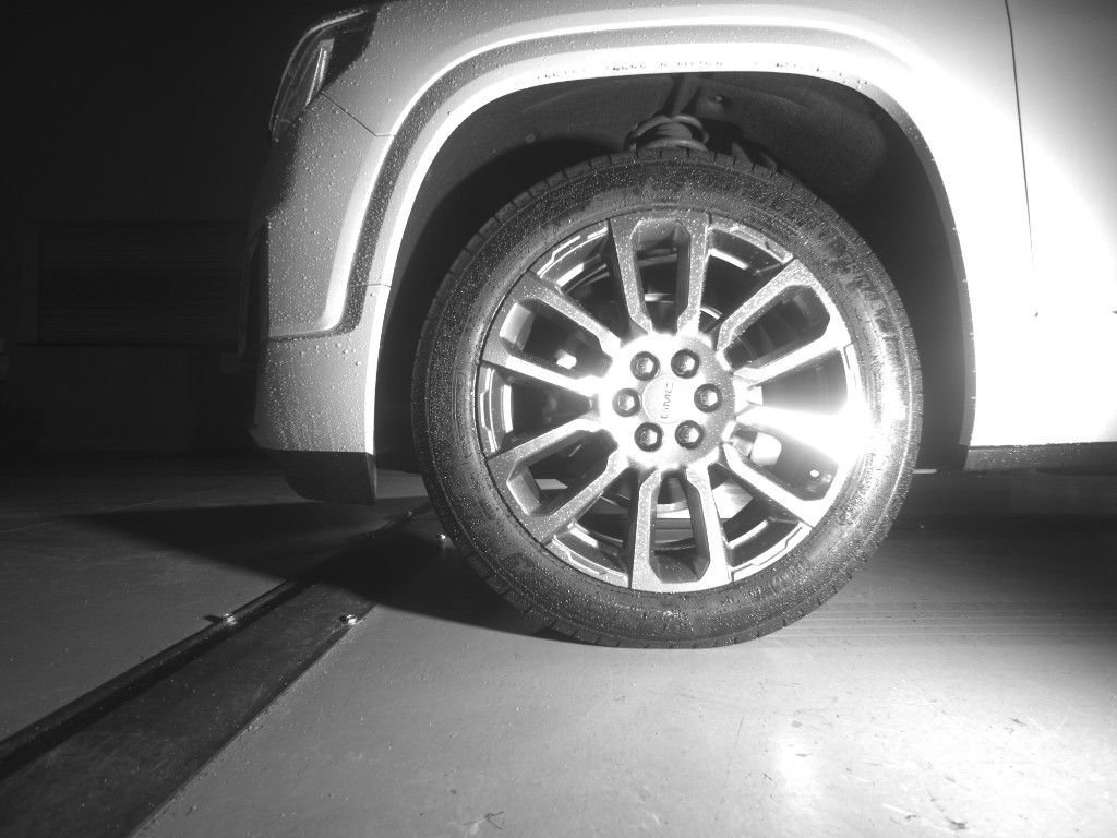 Used 2023 GMC Acadia Denali w/ Denali Technology Package FWD image 15