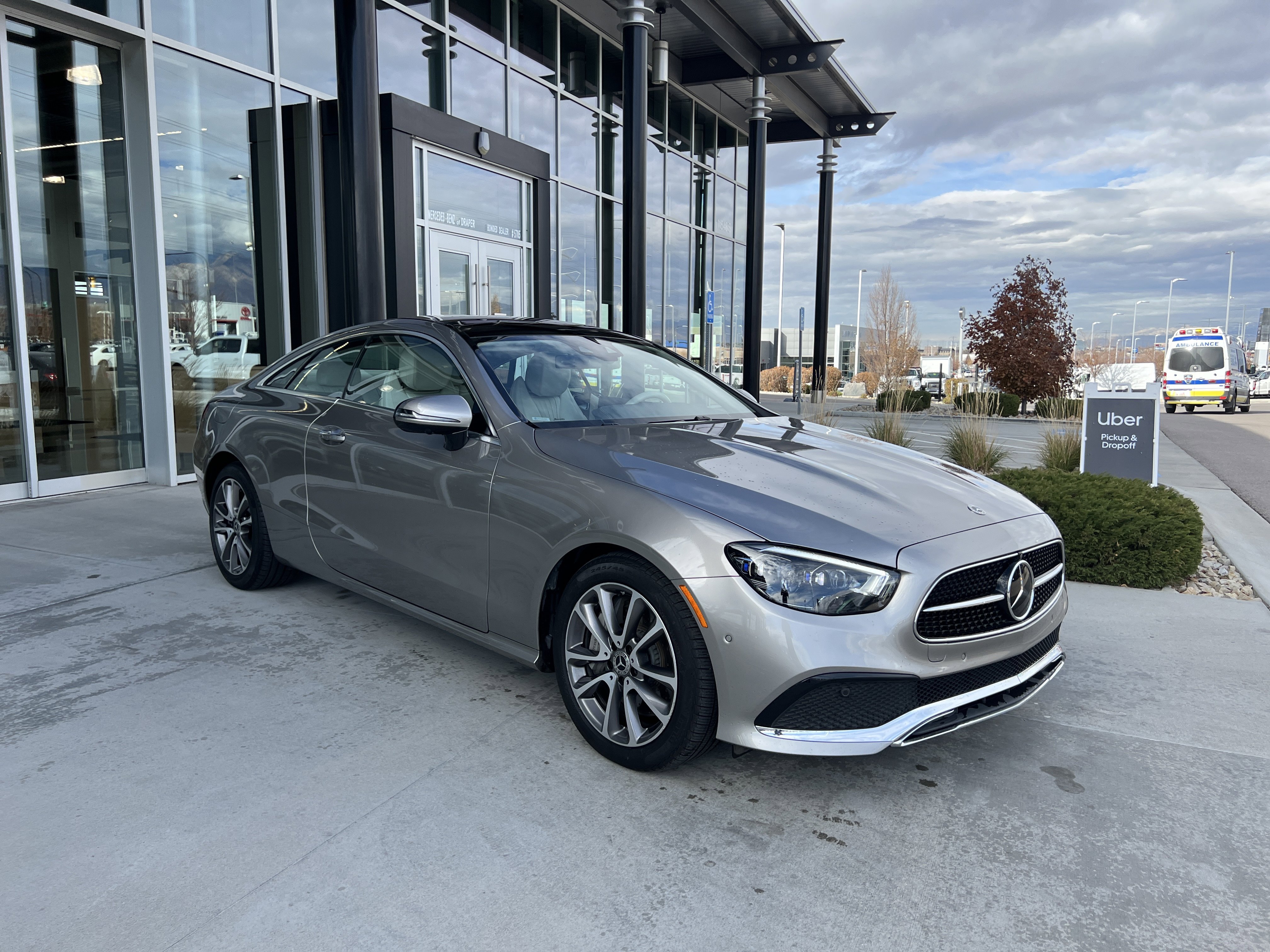 Used 2022 Mercedes-Benz E 450 4MATIC Coupe image 3