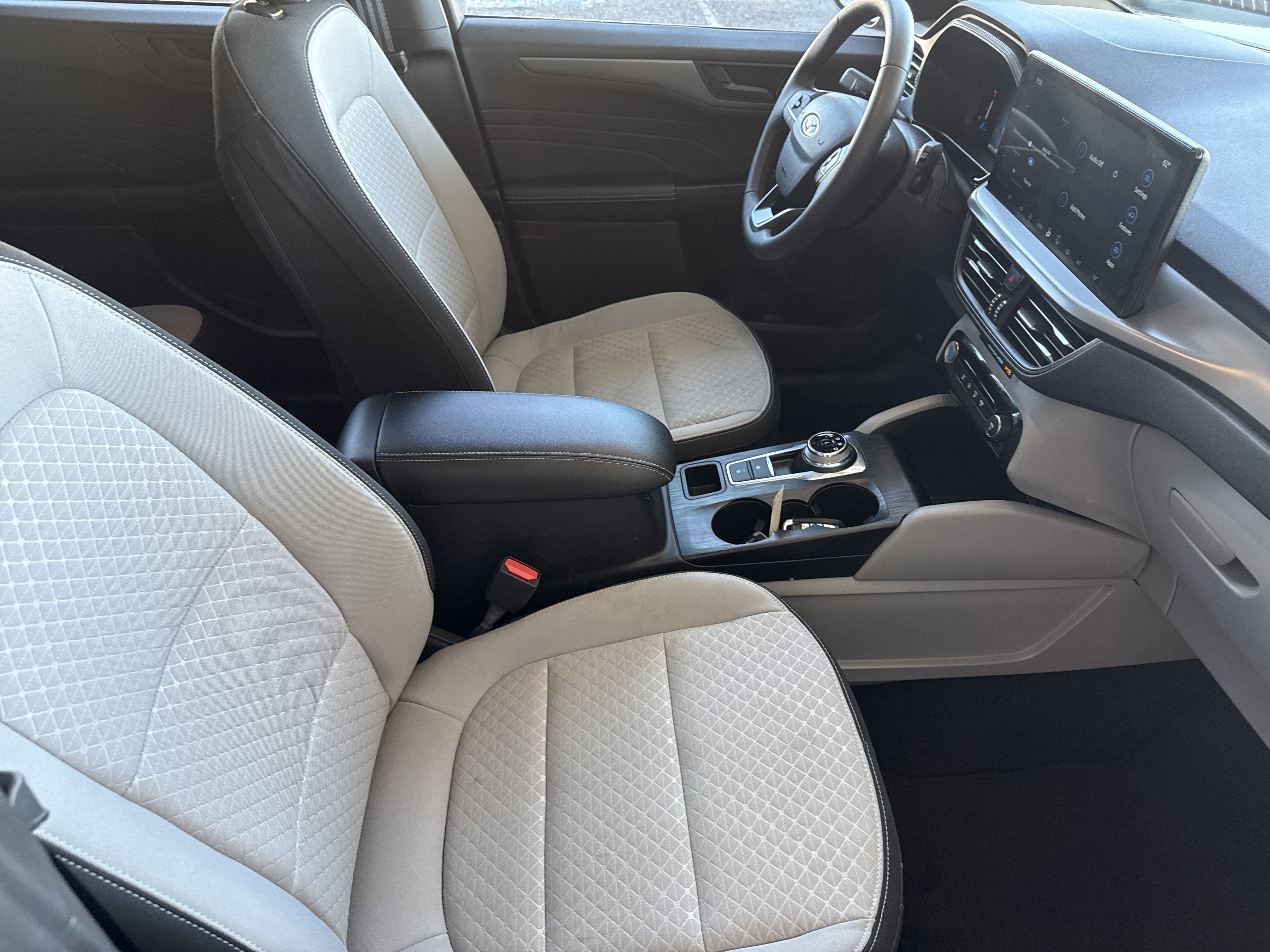 Used 2024 Ford Escape Active w/ Tech Pack #1 image 16