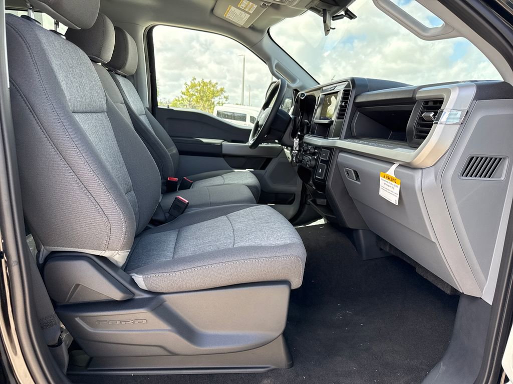 New 2026 Ford F250 4x4 Crew Cab Super Duty image 21