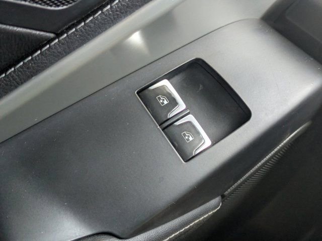 Used 2016 Chevrolet Corvette Stingray Coupe image 17