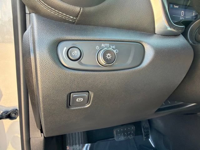 Used 2021 Chevrolet Blazer LT FWD image 24