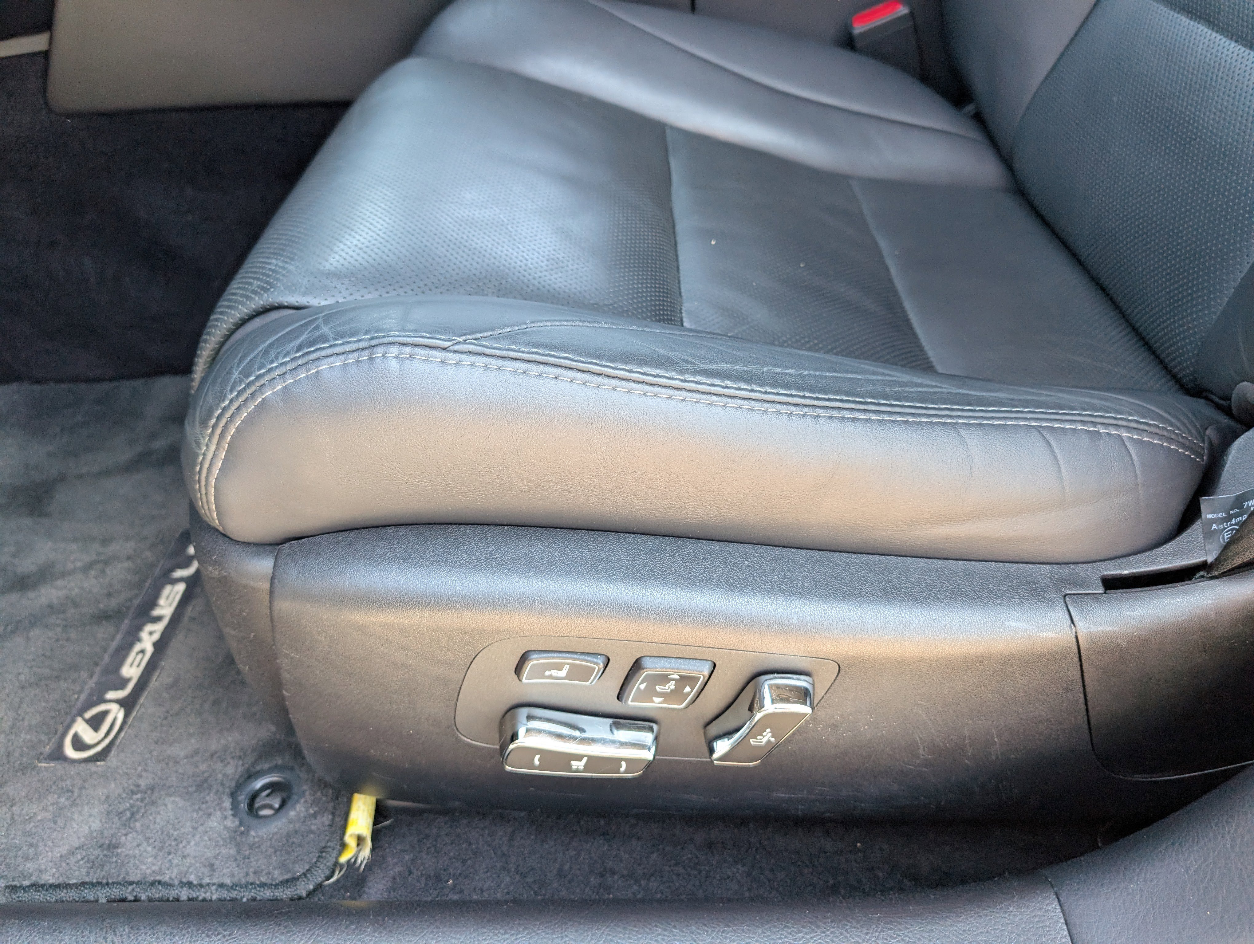 Used 2015 Lexus LS 460 image 10