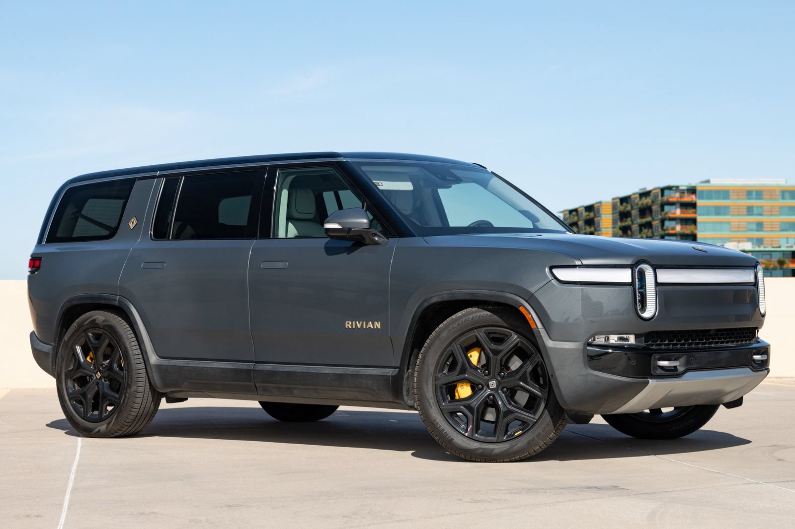 Used 2023 Rivian R1S Adventure