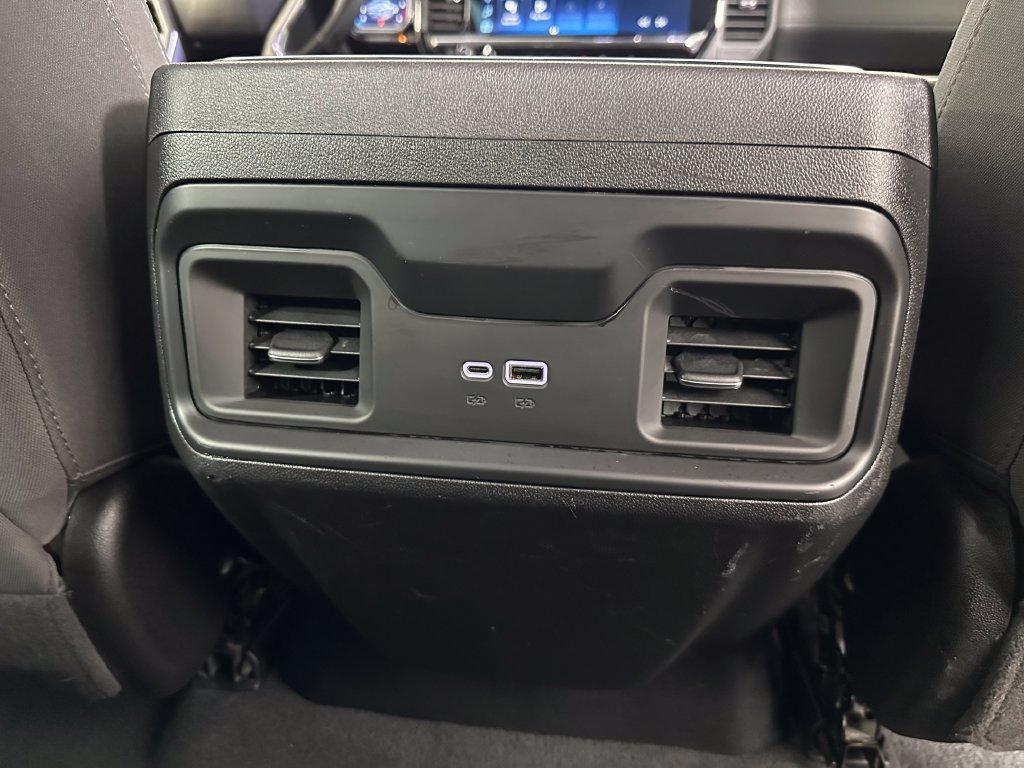 Used 2024 Chevrolet Silverado 1500 RST AWD/4WD image 30