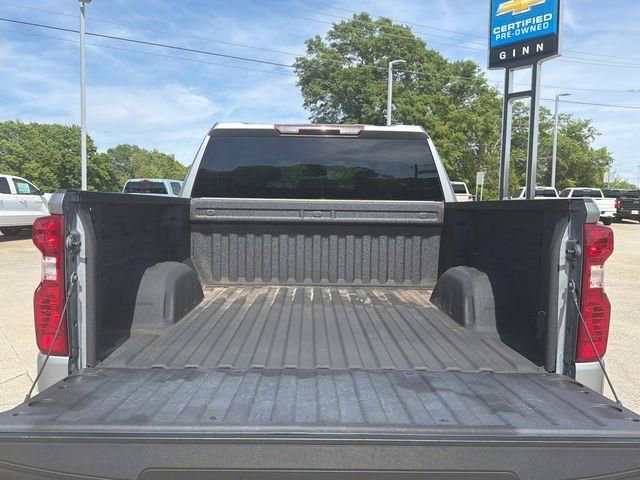 Used 2023 Chevrolet Silverado 1500 Custom AWD/4WD image 17