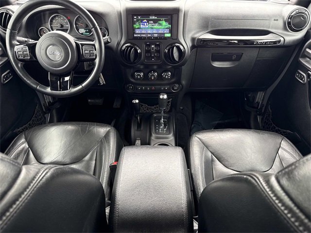Used 2015 Jeep Wrangler Unlimited Sahara image 16