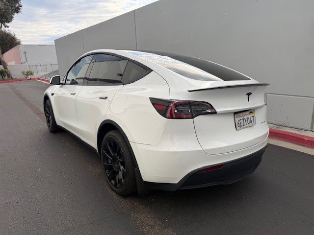 Used 2020 Tesla Model Y Long Range image 4