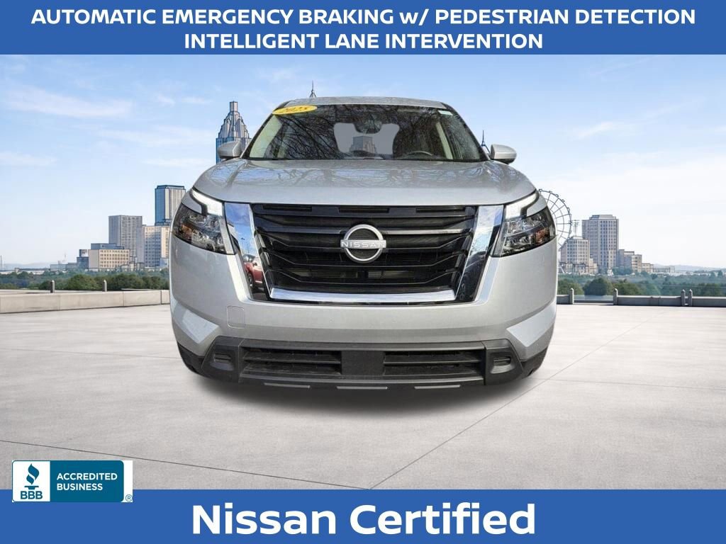 Certified 2025 Nissan Pathfinder SV image 8