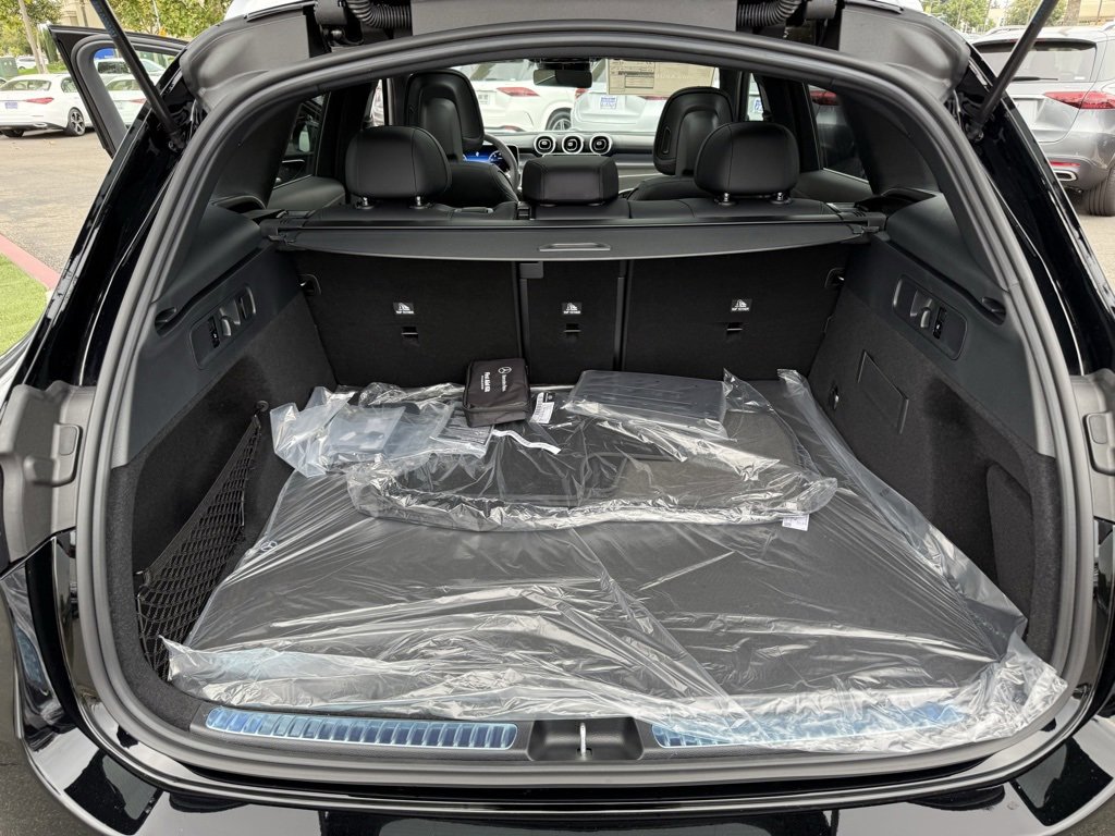 New 2026 Mercedes-Benz GLC 300 image 18