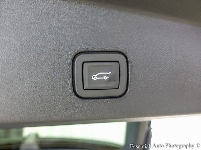 New 2025 Cadillac Lyriq Luxury w/ LPO, Floor Liner Package image 22