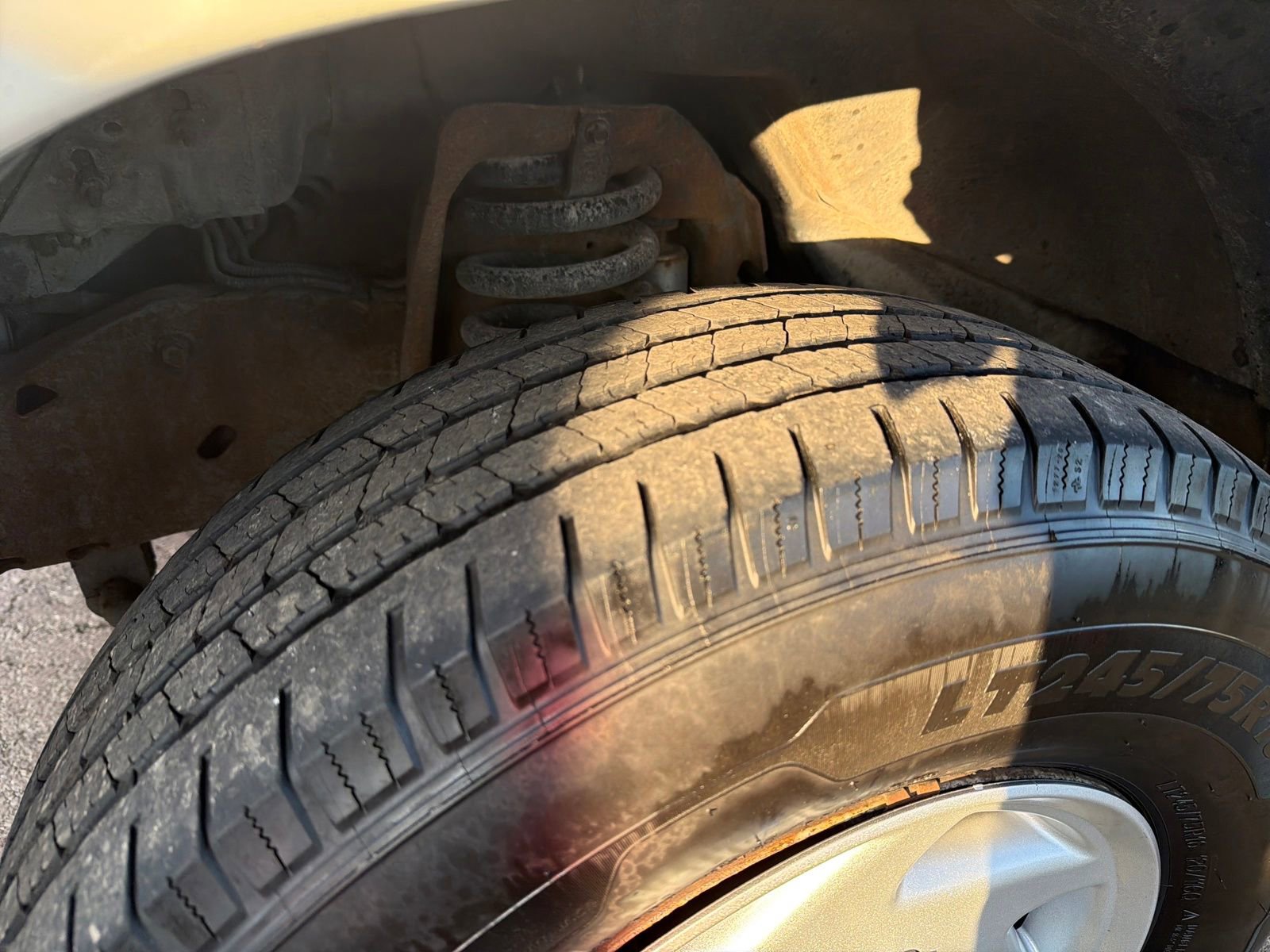 Used 2000 Ford E-350 and Econoline 350 XLT image 25