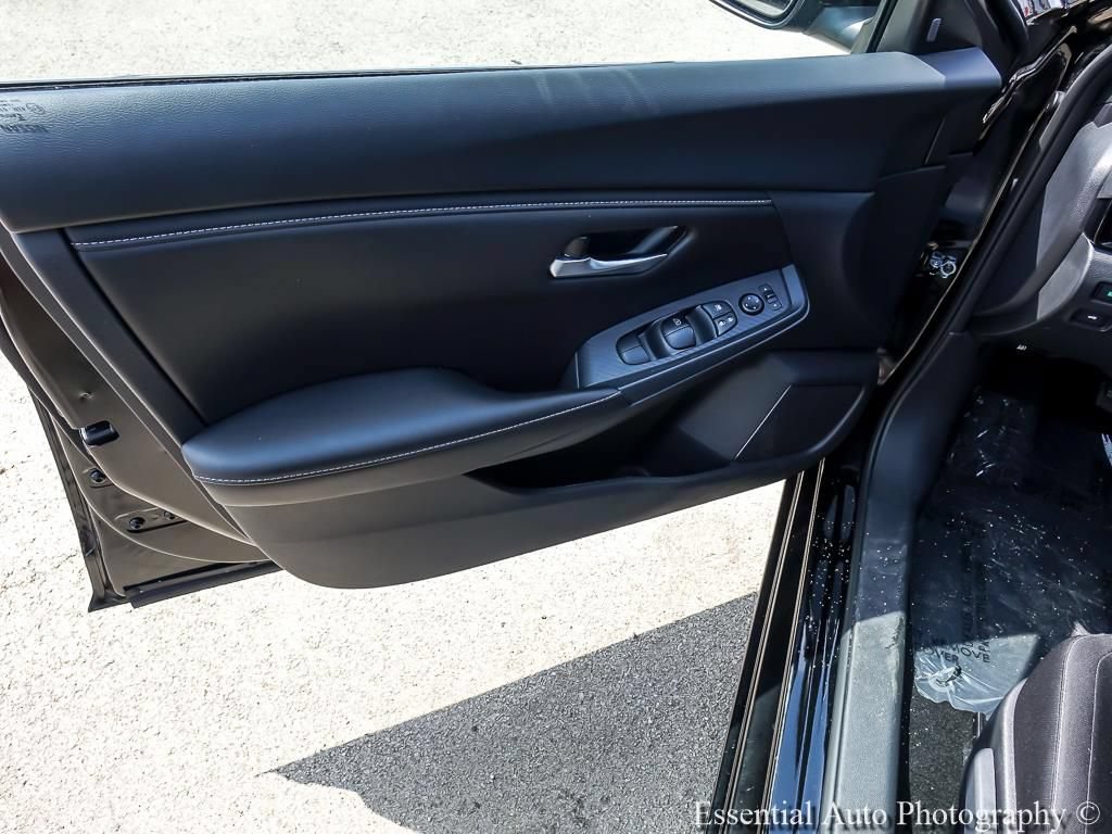 Used 2025 Nissan Sentra SV FWD image 20