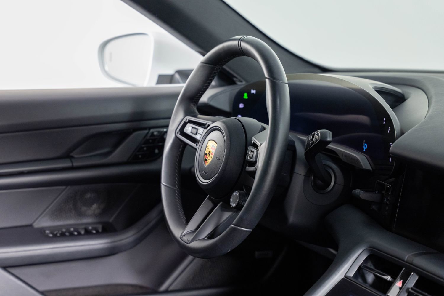 Used 2021 Porsche Taycan 4S image 26