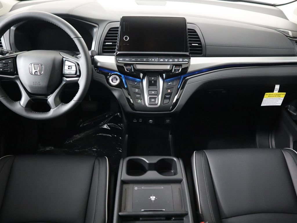 New 2026 Honda Odyssey Touring image 13