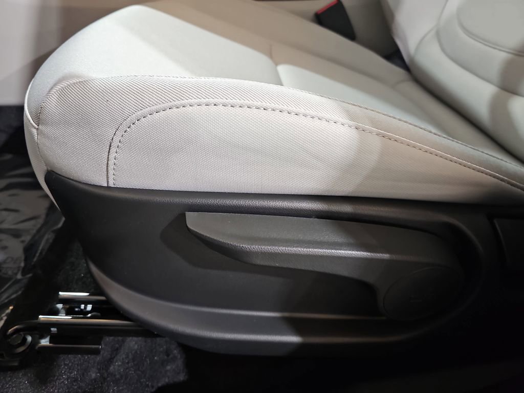 New 2026 Hyundai Tucson Blue SE image 26