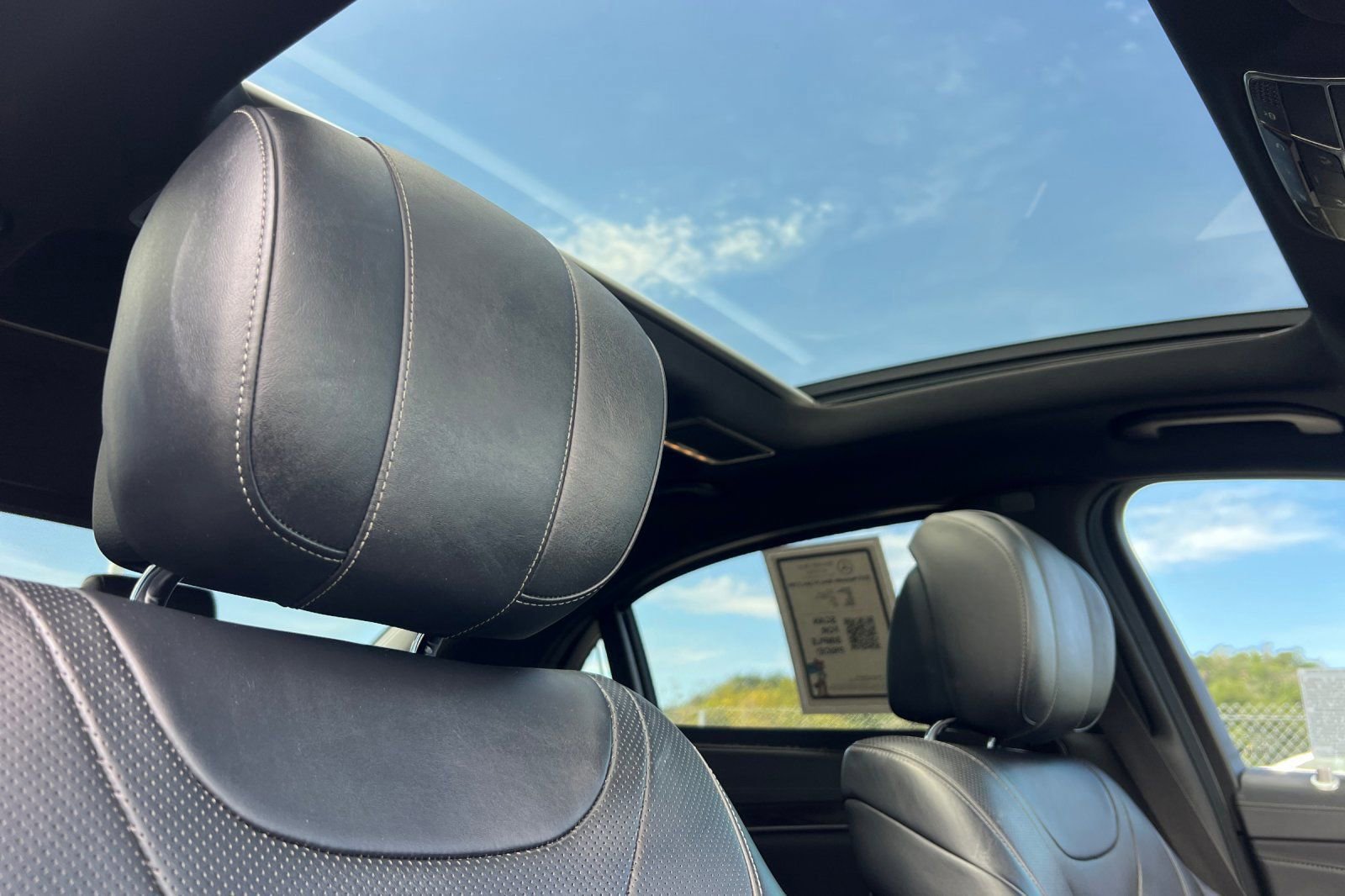 Used 2015 Mercedes-Benz S 550 Sedan image 18