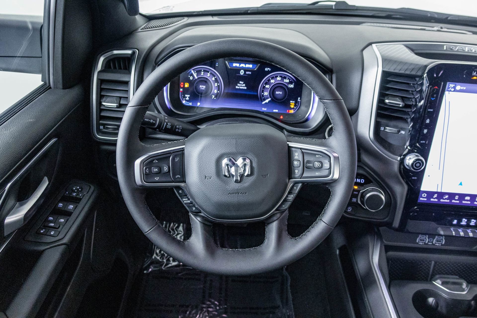 New 2026 RAM 1500 Big Horn AWD/4WD image 28