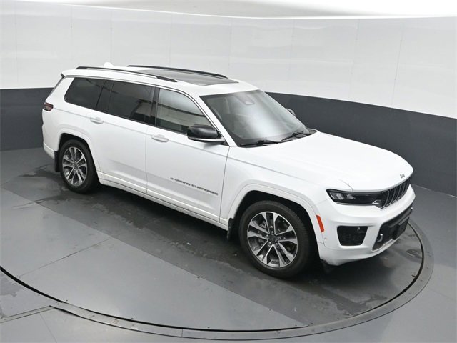 Used 2022 Jeep Grand Cherokee L Overland w/ Advanced Protech Group III image 30