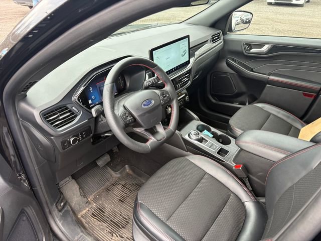 Used 2025 Ford Escape ST-Line w/ Tech Pack #1 image 6