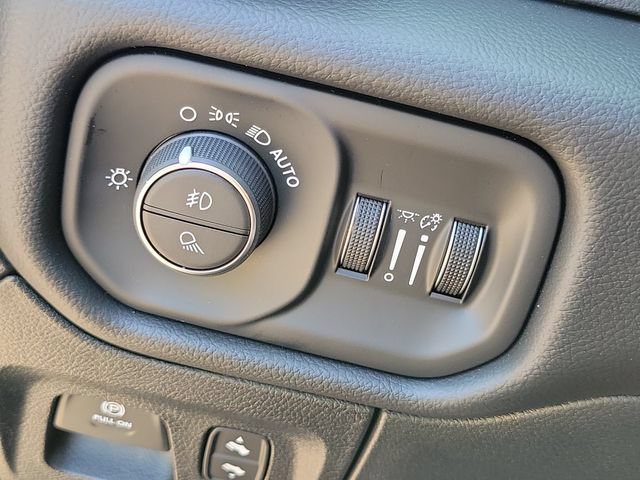 New 2026 RAM 1500 Laramie w/ Sport Appearance Package AWD/4WD image 20