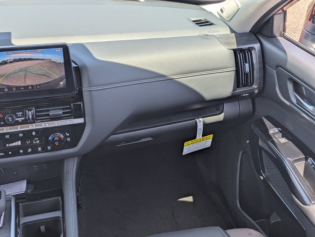New 2026 Nissan Pathfinder Platinum FWD image 29