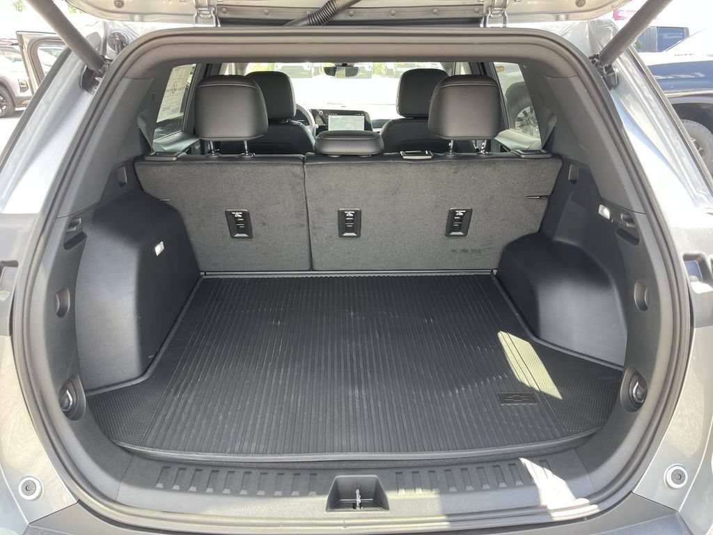 New 2026 Chevrolet Equinox LT w/ Convenience Package II FWD image 23