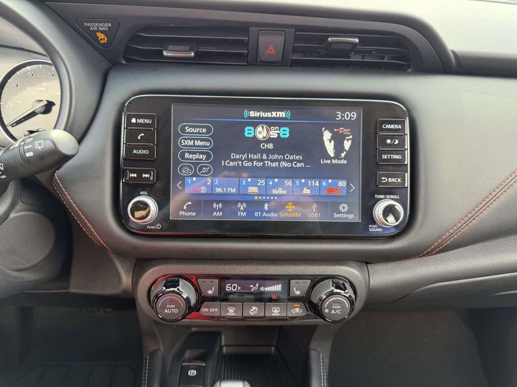 Used 2023 Nissan Kicks SR w/ SR Premium Package FWD image 27