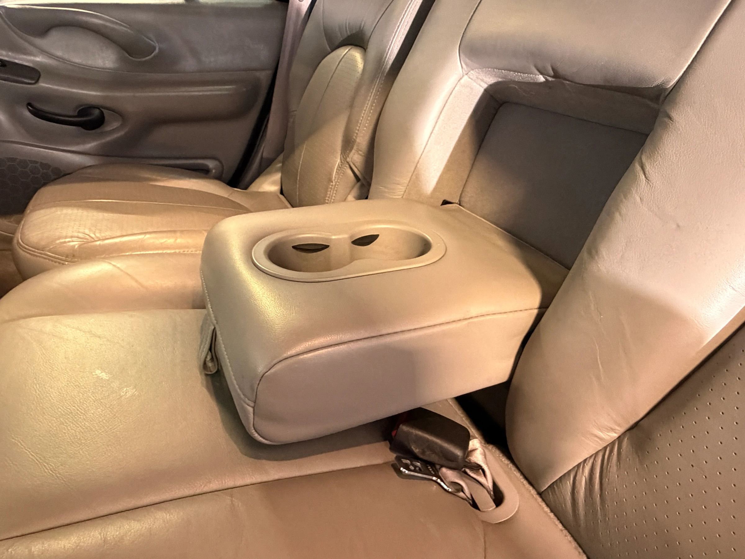 Used 1998 Ford Expedition 4WD image 24