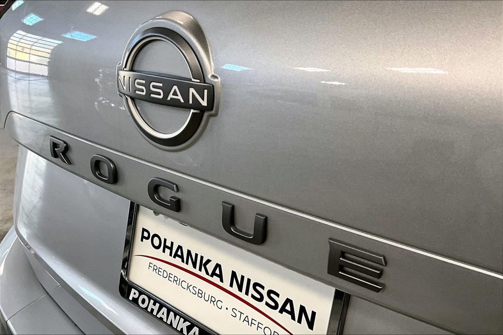 Certified 2025 Nissan Rogue S image 31
