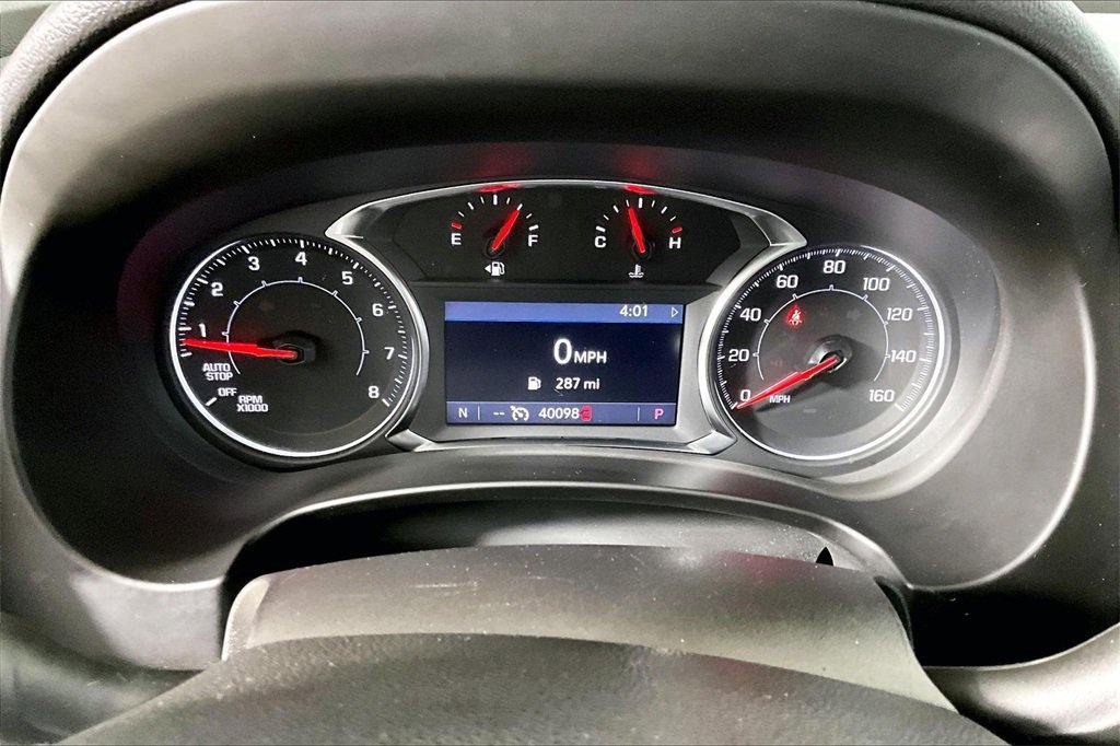 Used 2024 GMC Terrain SLT image 16