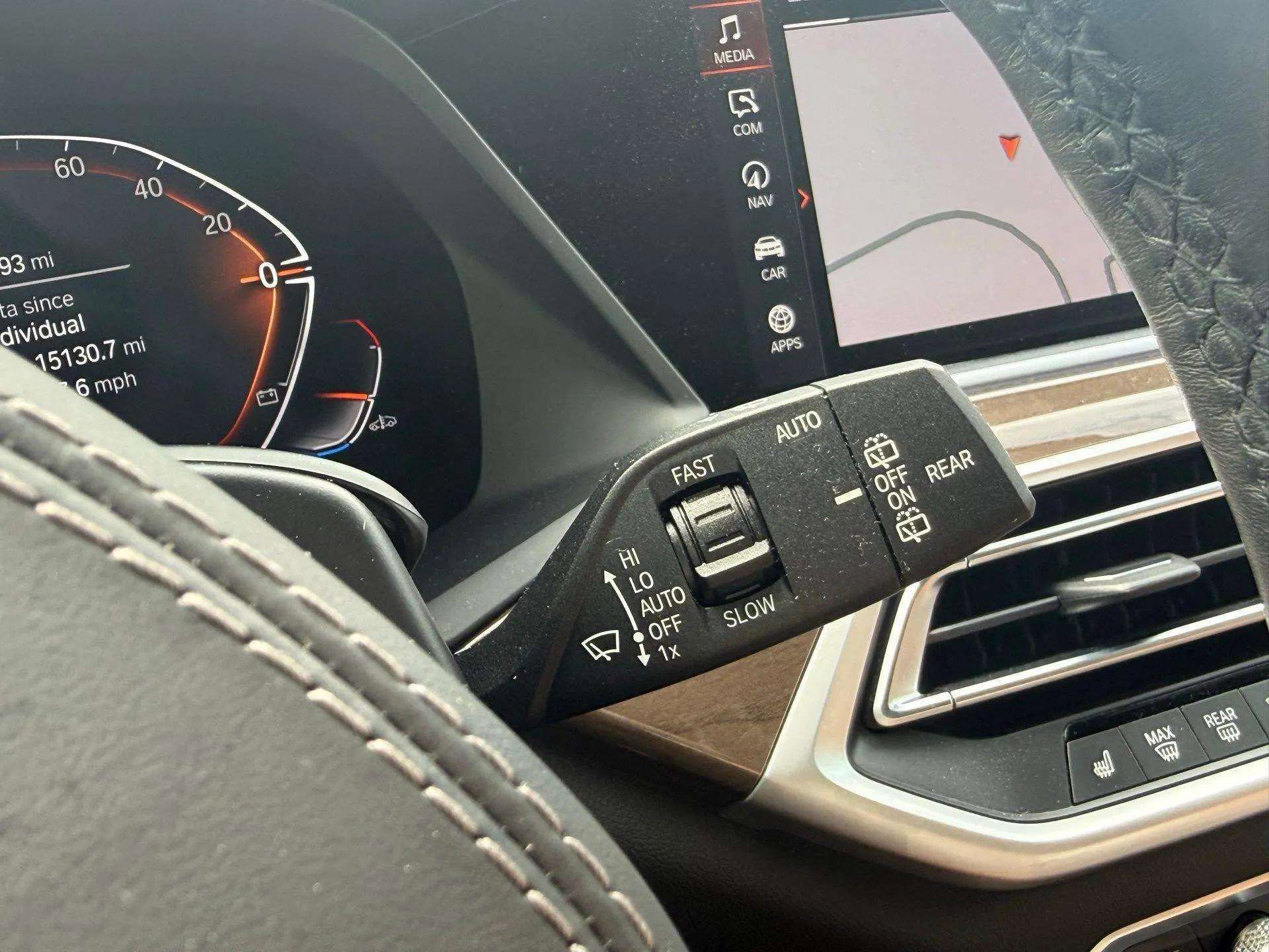 Used 2021 BMW X5 xDrive40i w/ M Sport Package image 47