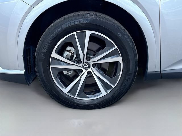 Used 2024 Lexus RX 350 FWD w/ Technology Package image 41
