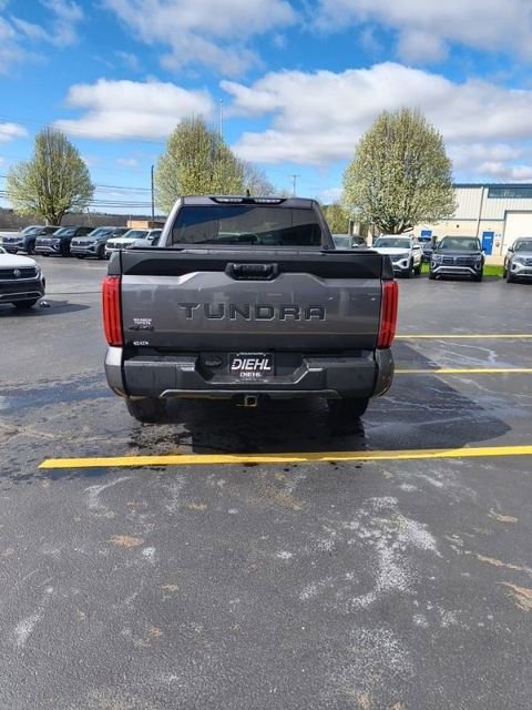 Used 2022 Toyota Tundra SR5 AWD/4WD image 5