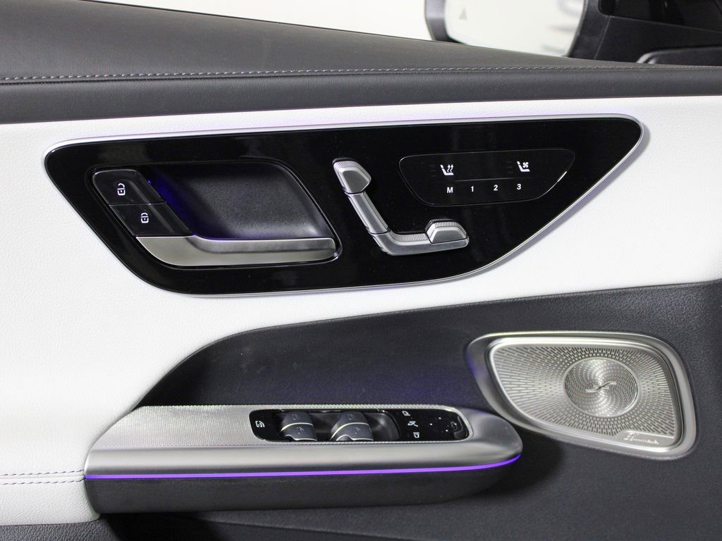 Certified 2026 Mercedes-Benz GLC 300 4MATIC image 12