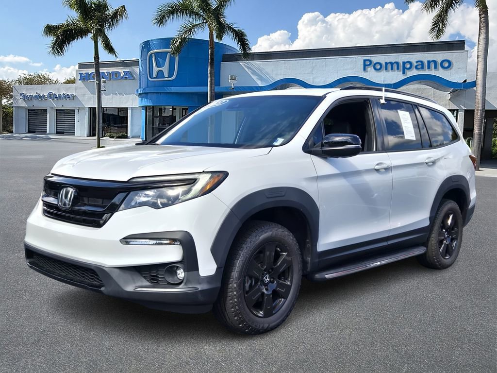 Certified 2022 Honda Pilot TrailSport image 3