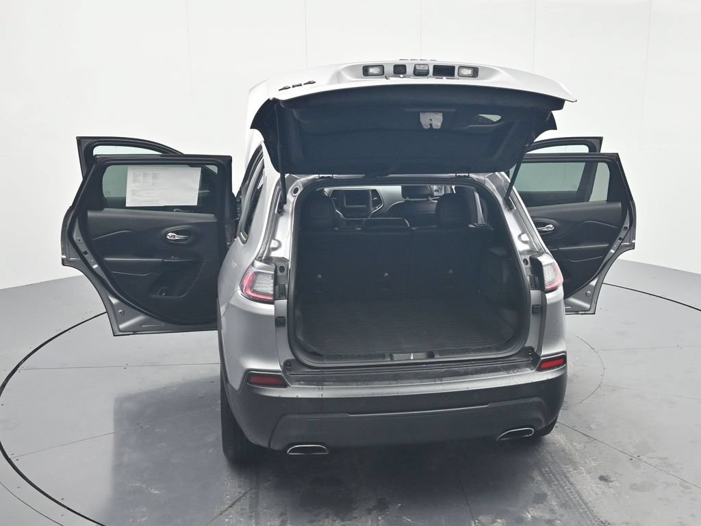 Used 2019 Jeep Cherokee Latitude Plus AWD/4WD image 44