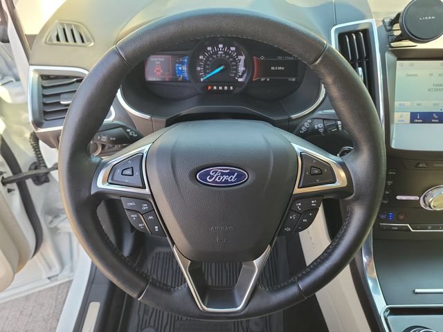 Used 2020 Ford Edge Titanium w/ Equipment Group 301A FWD image 26