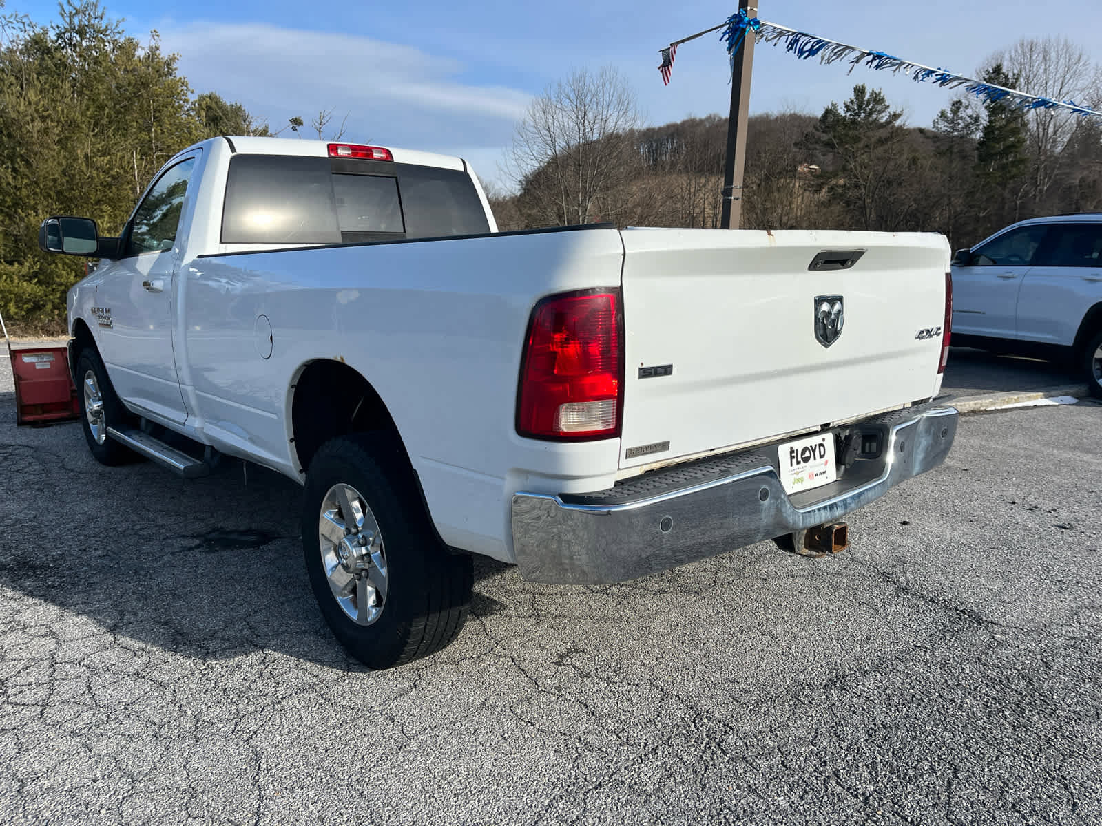 Used 2015 RAM 3500 SLT w/ Popular Equipment Group image 4